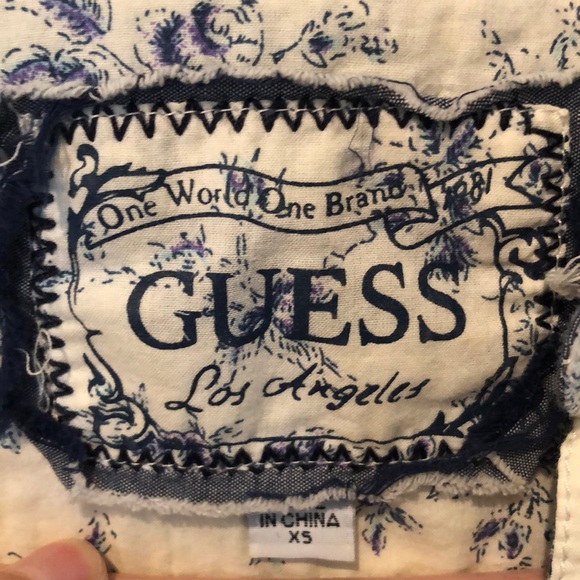 Guess Blouse - Picture 2 of 3